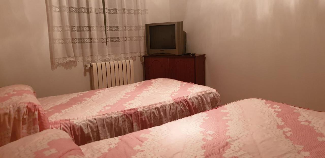 Apartamento Rural La Muralla De Pedraza Chavida 外观 照片
